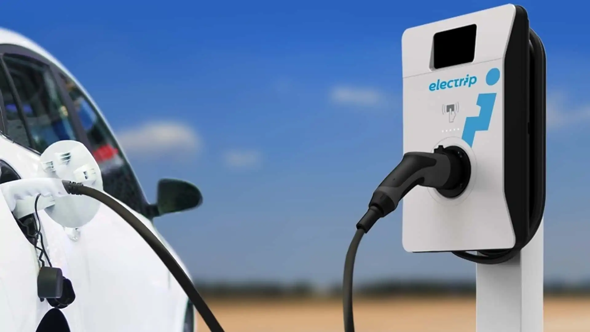 Electrip alza i prezzi: ricarica elettrica da 0,50 a 0,65 €/kWh